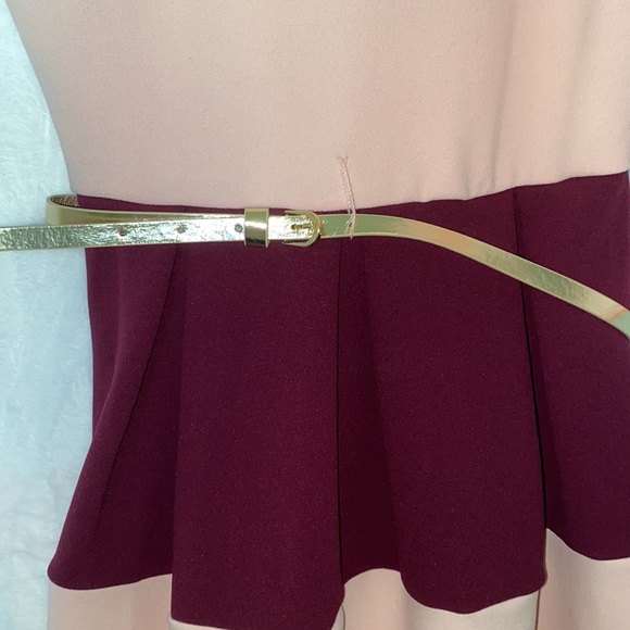 NWT DILLARDS PINK MAROON/PURPLE LACE DRESS WITH BELT AND NECKLACE - Picture 3 of 5